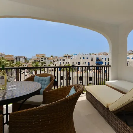Apartment Duquesa Port Retreat